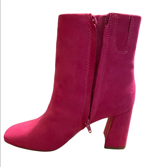 Womens pink boot - Picture 2 of 3